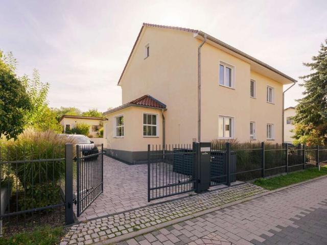 Haus zum Kaufen in Potsdam 849.000,00 EUR 208 m²
