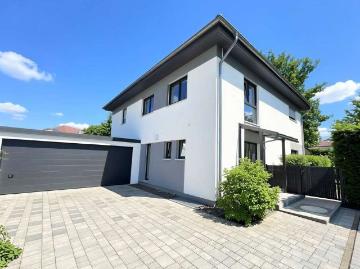 Haus zum Kaufen in Potsdam 1.100.000,00 EUR 210 m²