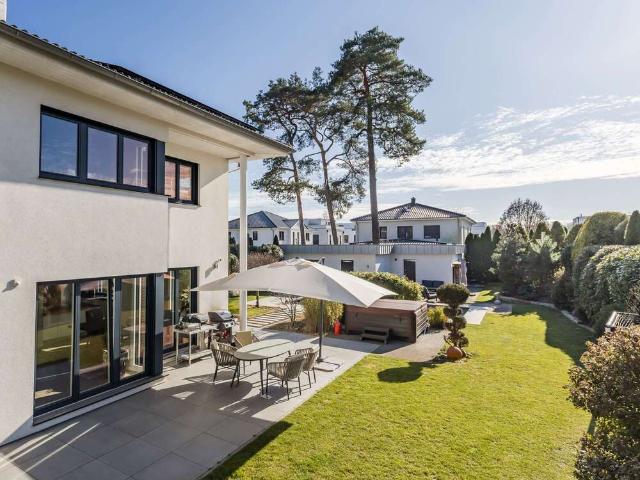 Haus zum Kaufen in Potsdam 1.250.000,00 EUR 172 m²
