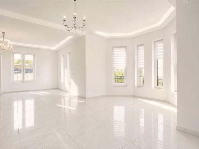 Haus zum Kaufen in Potsdam 1.899.000,00 EUR 400 m²
