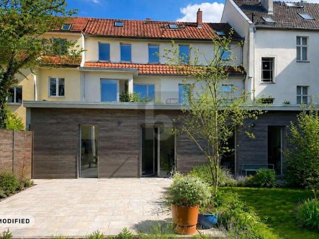 Haus zum Kaufen in Potsdam 2.690.000,00 EUR 285 m²