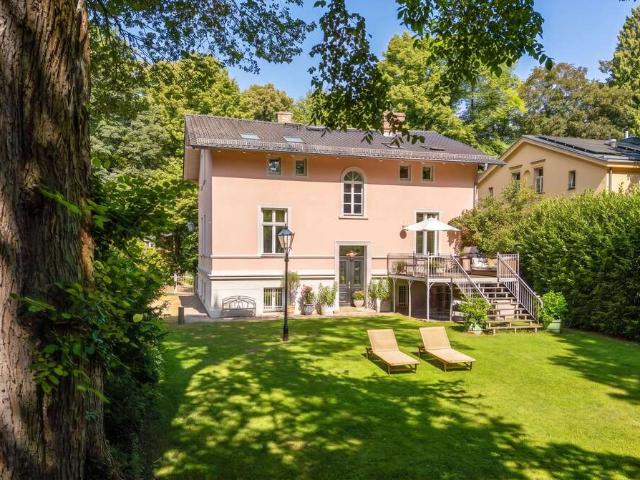 Haus zum Kaufen in Potsdam 2.600.000,00 EUR 0 m²