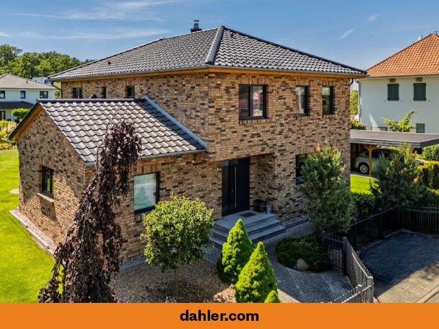 Haus zum Kaufen in Potsdam Nauener Vorstadt 1.600.000,00 EUR 218.3 m²