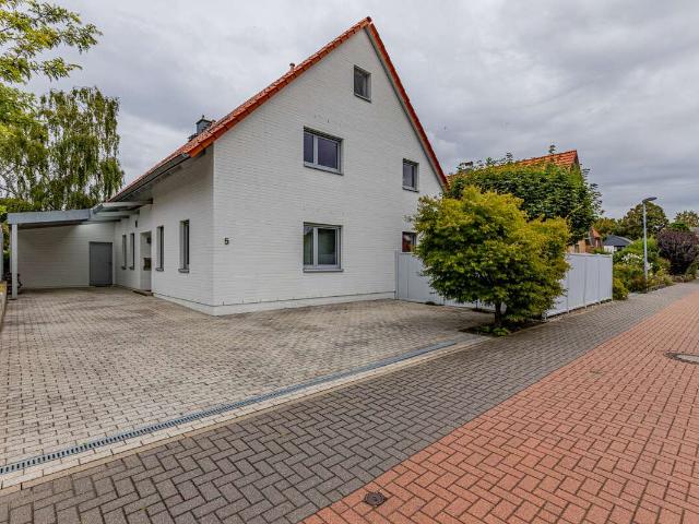 Haus zum Kaufen in Pattensen 845.000,00 EUR 250 m²