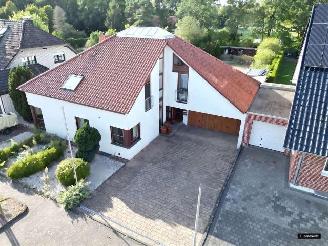 Haus zum Kaufen in Paderborn 489.000,00 EUR 194 m²
