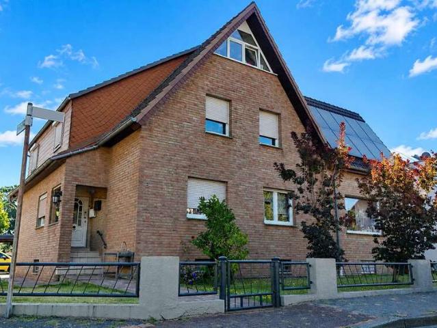 Haus zum Kaufen in Paderborn 490.000,00 EUR 214 m²