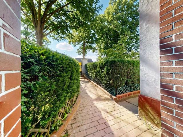 Haus zum Kaufen in Panketal 360.000,00 EUR 189.28 m²