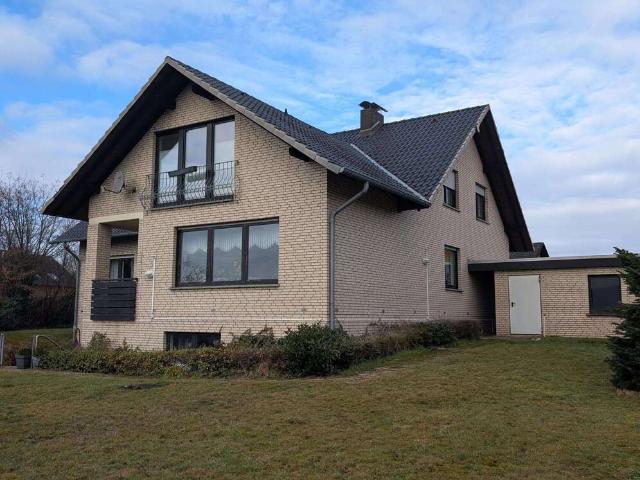 Haus zum Kaufen in Petershagen 360.000,00 EUR 246 m²