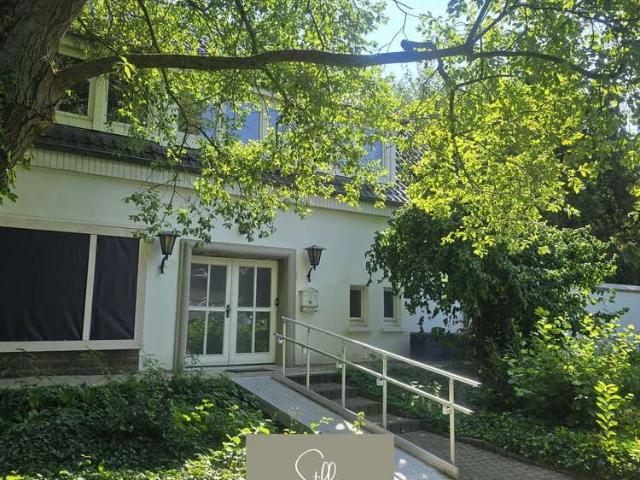 Haus zum Kaufen in Petershagen 389.000,00 EUR 225 m²