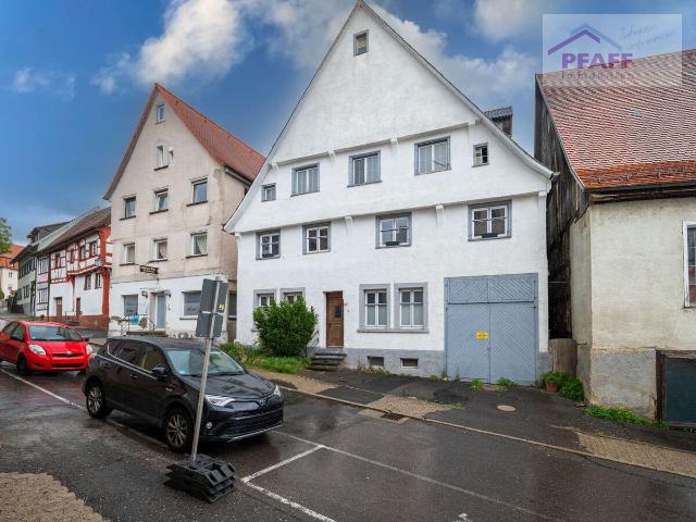 Haus zum Kaufen in Pfullendorf 279.000,00 EUR 246 m²