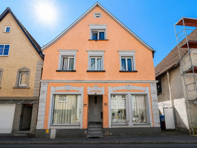 Haus zum Kaufen in Pfullendorf 360.000,00 EUR 198 m²