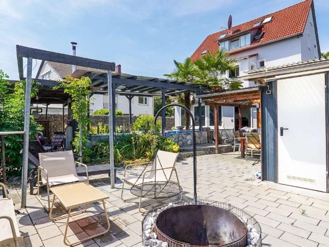 Haus zum Kaufen in Pfullingen 694.900,00 EUR 274 m²