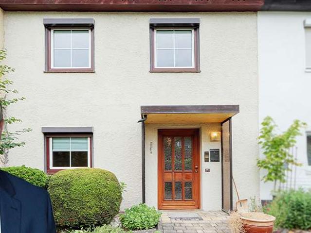 Haus zum Kaufen in Pfullingen 340.000,00 EUR 92.98 m²