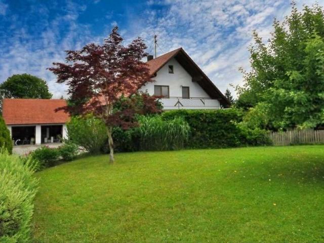 Haus zum Kaufen in Pfaffenhofen 595.000,00 EUR 213 m²