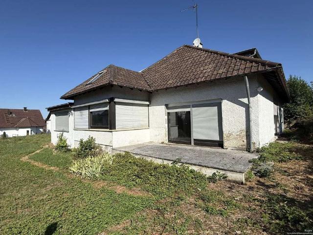 Haus zum Kaufen in Pfinztal 550.000,00 EUR 280 m²