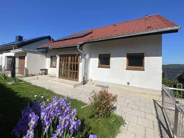 Haus zum Kaufen in Pfinztal Söllingen 660.000,00 EUR 215.62 m²