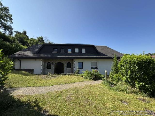 Haus zum Kaufen in Pfinztal Wöschbach 849.000,00 EUR 298.12 m²