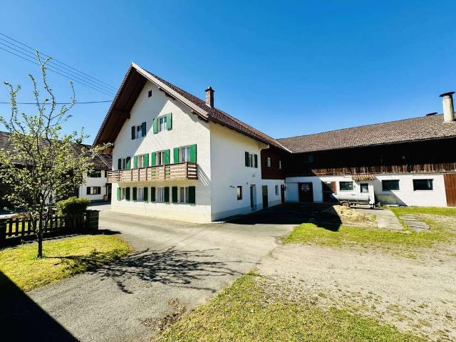 Haus zum Kaufen in Pflugdorf 854.000,00 EUR 124.81 m²