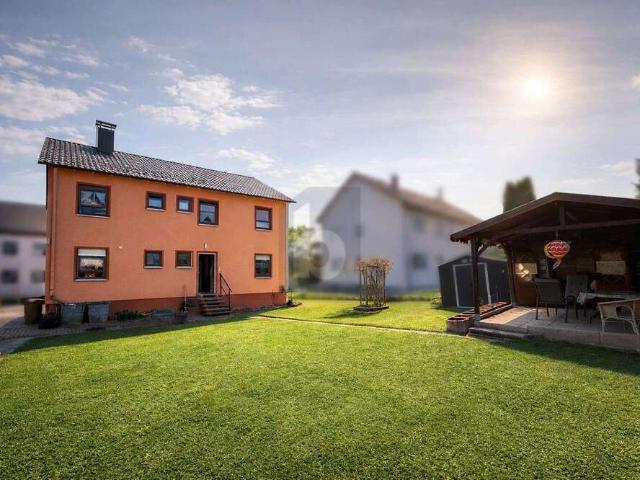 Haus zum Kaufen in Pforzheim 589.000,00 EUR 175 m²