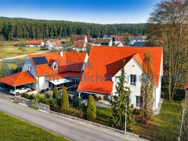 Haus zum Kaufen in Pleinfeld 899.000,00 EUR 241.29 m²