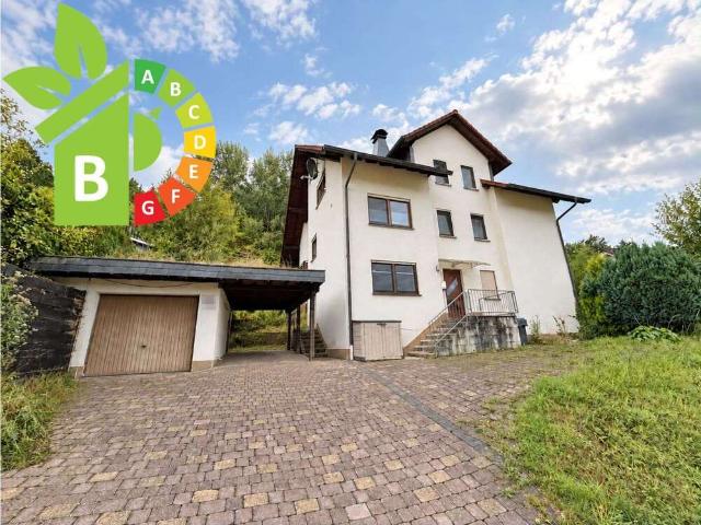 Haus zum Kaufen in Plettenberg 450.000,00 EUR 208 m²