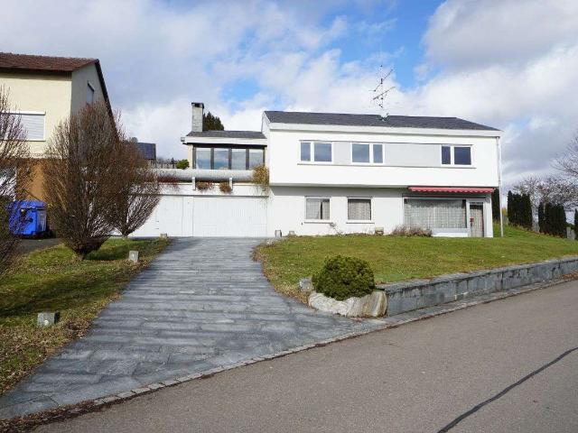 Haus zum Kaufen in Pliezhausen 590.000,00 EUR 196 m²