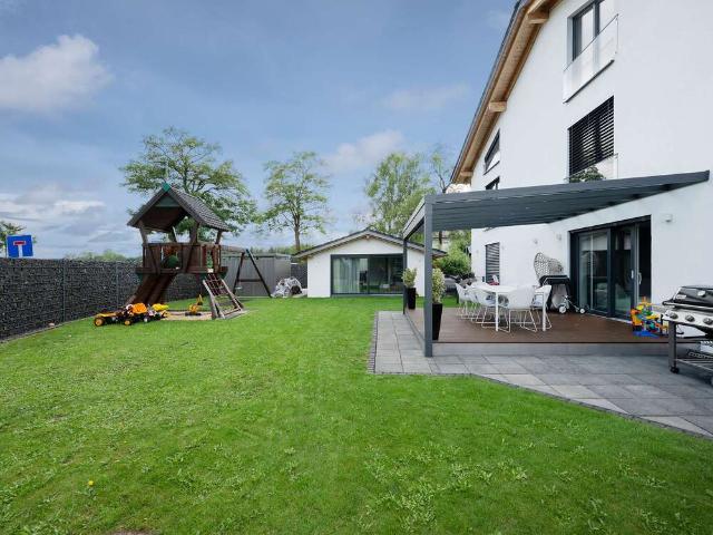 Haus zum Kaufen in Putzbrunn 2.480.000,00 EUR 426 m²
