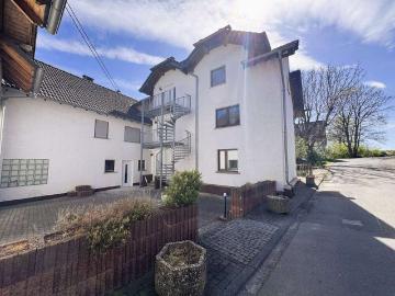 Haus zum Kaufen in Puderbach 395.000,00 EUR 340 m²