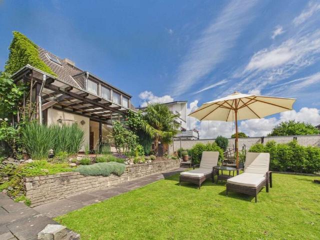 Haus zum Kaufen in Pulheim 449.000,00 EUR 118 m²