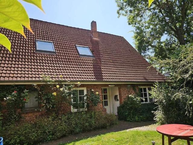 Haus zum Kaufen in Quelkhorn 420.000,00 EUR 212 m²