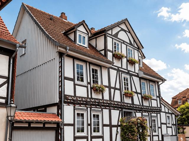 Haus zum Kaufen in Rotenburg an der Fulda 355.000,00 EUR 250 m²