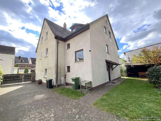 Haus zum Kaufen in Roth 419.000,00 EUR 262 m²