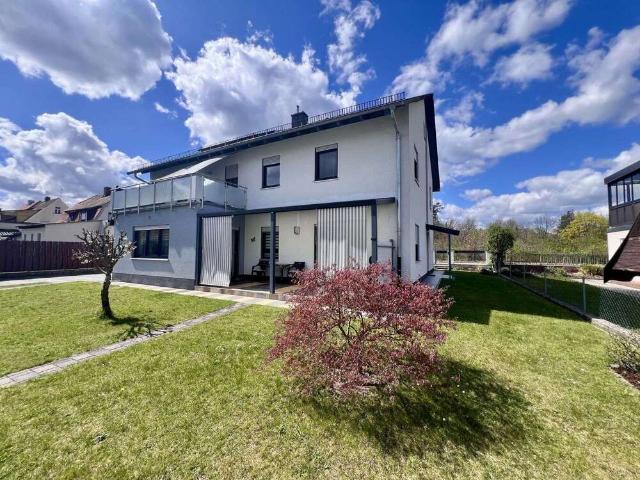 Haus zum Kaufen in Roth 859.000,00 EUR 237 m²