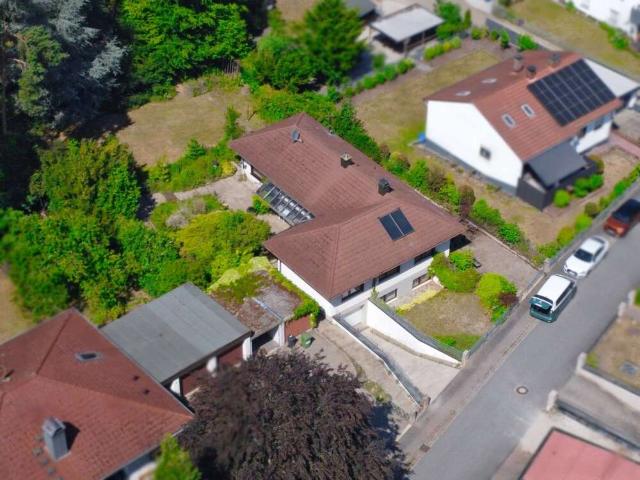 Haus zum Kaufen in Röttenbach 685.000,00 EUR 144 m²