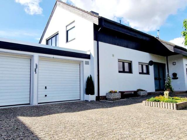 Haus zum Kaufen in Rodenberg 439.000,00 EUR 225 m²