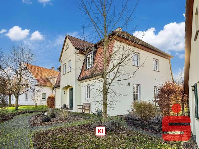 Haus zum Kaufen in Rödelsee 720.000,00 EUR 158.64 m²