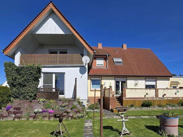 Haus zum Kaufen in Rödinghausen 269.000,00 EUR 212.62 m²