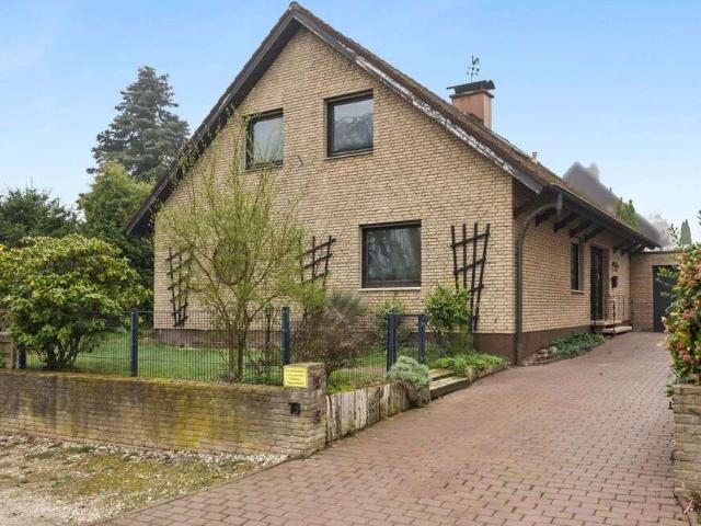 Haus zum Kaufen in Rödinghausen 299.000,00 EUR 173 m²