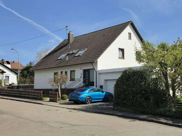Haus zum Kaufen in Rögling 375.000,00 EUR 215.87 m²