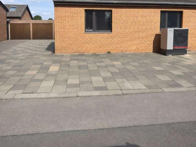 Haus zum Kaufen in Rommerskirchen 375.000,00 EUR 160.37 m²