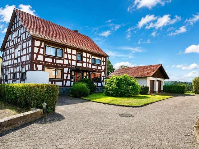 Haus zum Kaufen in Romrod Ober Breidenbach 279.000,00 EUR 200 m²