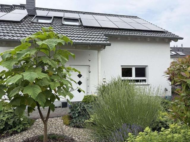 Haus zum Kaufen in Rosbach 925.000,00 EUR 184 m²