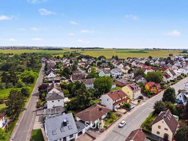 Haus zum Kaufen in Rosbach vor der Höhe 575.000,00 EUR 145 m²