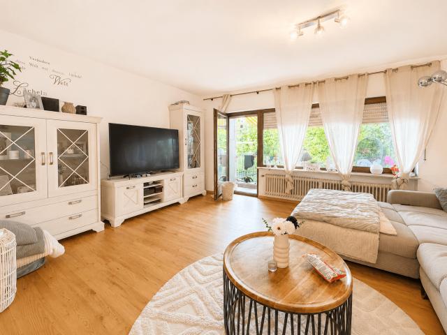 Haus zum Kaufen in Rosbach vor der Höhe 649.000,00 EUR 167.66 m²