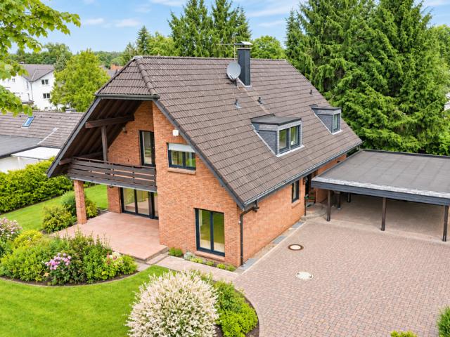 Haus zum Kaufen in Rösrath Kleineichen 670.000,00 EUR 267.95 m²