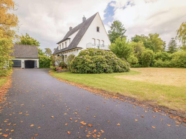 Haus zum Kaufen in Ratingen 1.390.000,00 EUR 249 m²