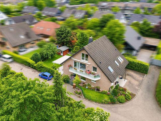 Haus zum Kaufen in Ratingen 870.000,00 EUR 329 m²