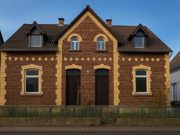 Haus zum Kaufen in Ratingen Ost 450.000,00 EUR 164 m²