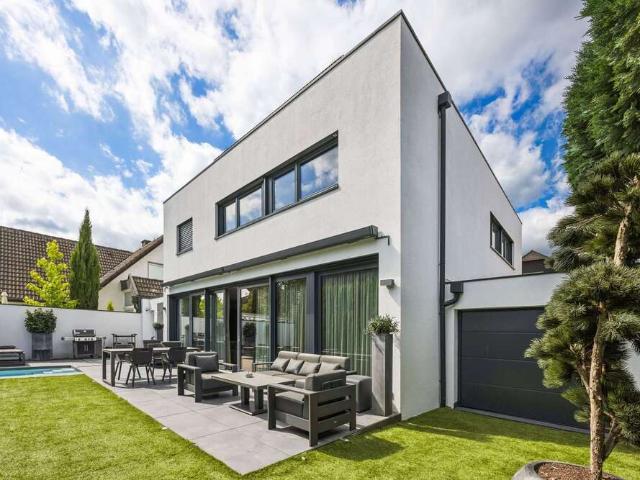 Haus zum Kaufen in Ratingen Lintorf 1.450.000,00 EUR 276 m²