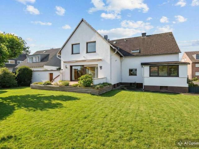 Haus zum Kaufen in Ratingen Tiefenbroich 729.000,00 EUR 240 m²